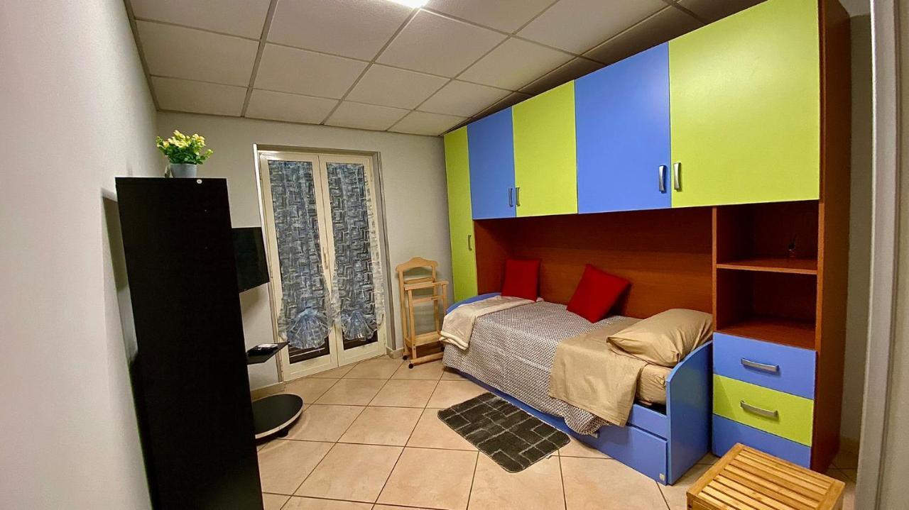 Appartamento Casa Crispino Mansarda N3 Per 3 Persone Frattaminore Екстериор снимка